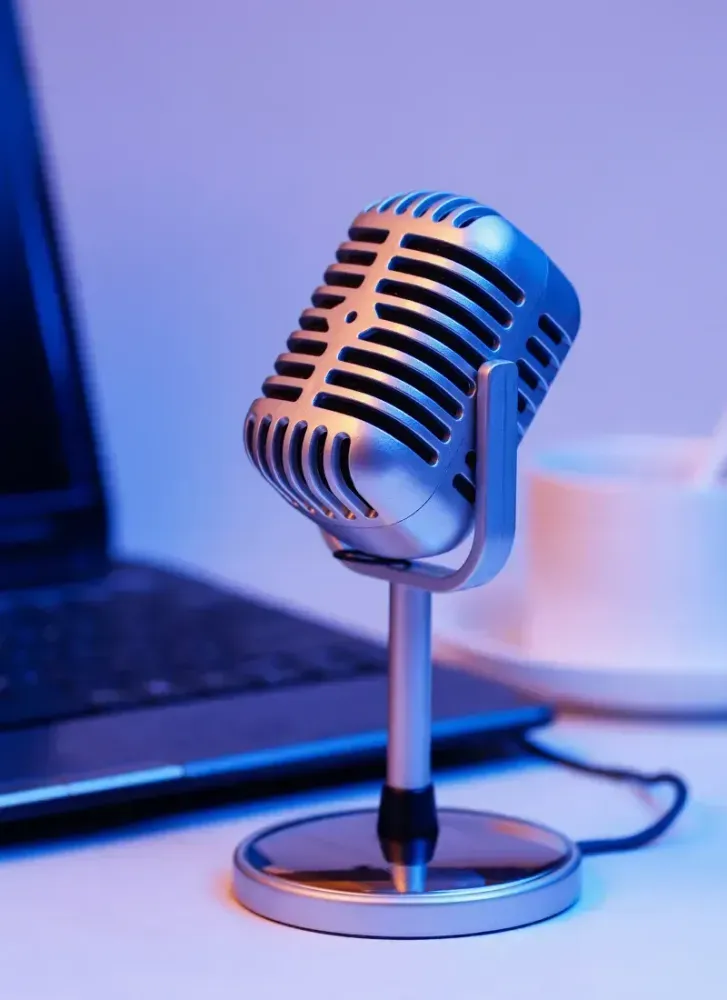 Estrenamos 2ª temporada de Bug Talks: Privacidad en un mundo hiperconectado